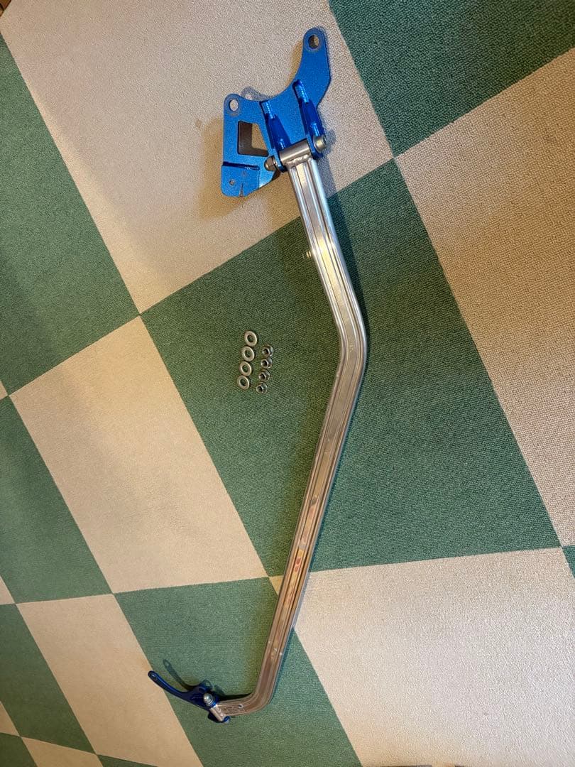 クスコ ストラットタワーバー プリウス プリウスα