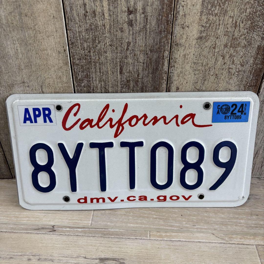 111 アメリカカリフォルニアナンバープレート ライセンス