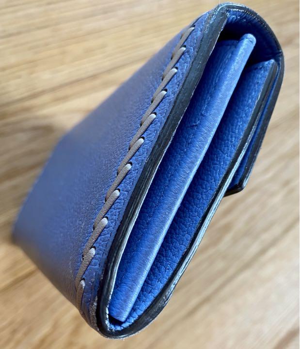 カルティエ　Cartier 水色の長財布 箱付