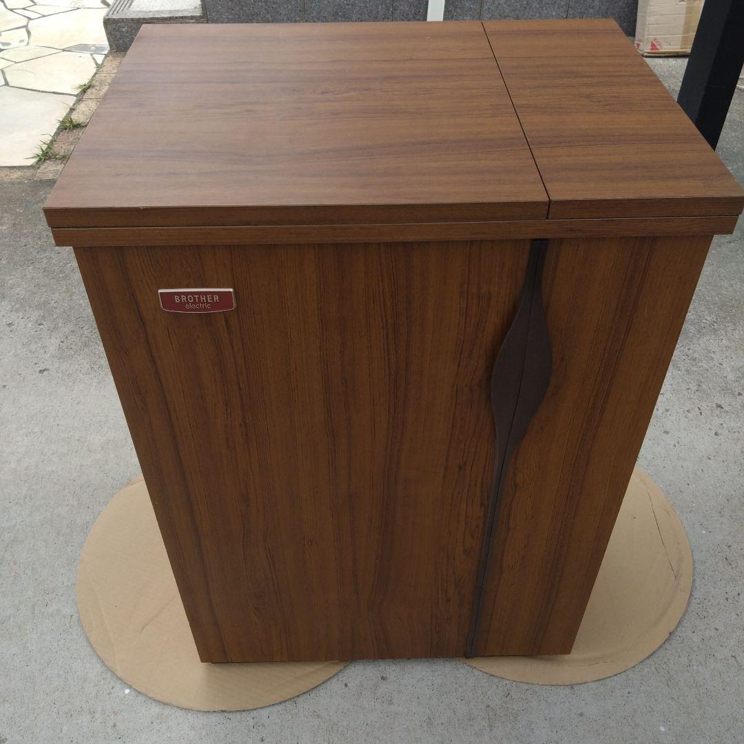 BROTHERミシン 収納台付き