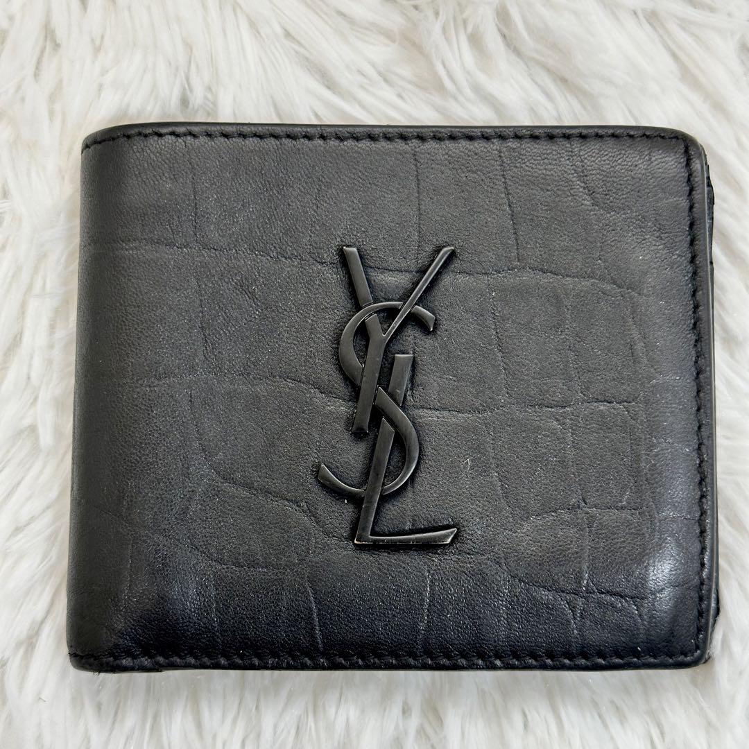 開店祝い SAINT LAURENT 二つ折り財布 メンズ カサンドラ ブラック 型押し 小物