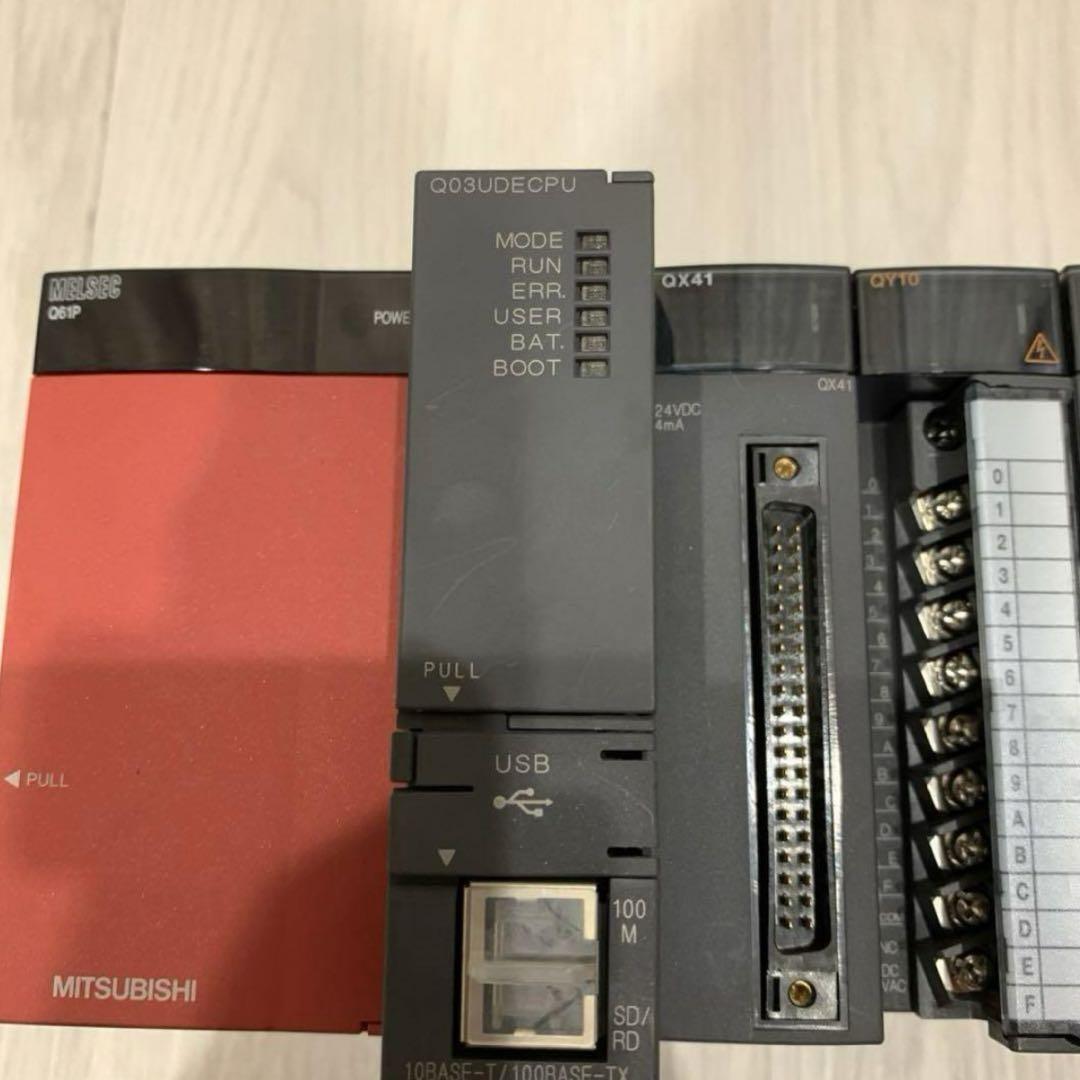 三菱MITSUBISHI シーケンサ Q03UDECPU他 送料込み！