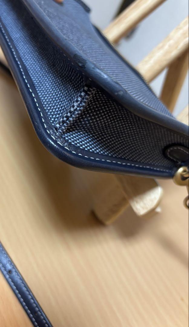 coachショルダーウォレット　キャンバス