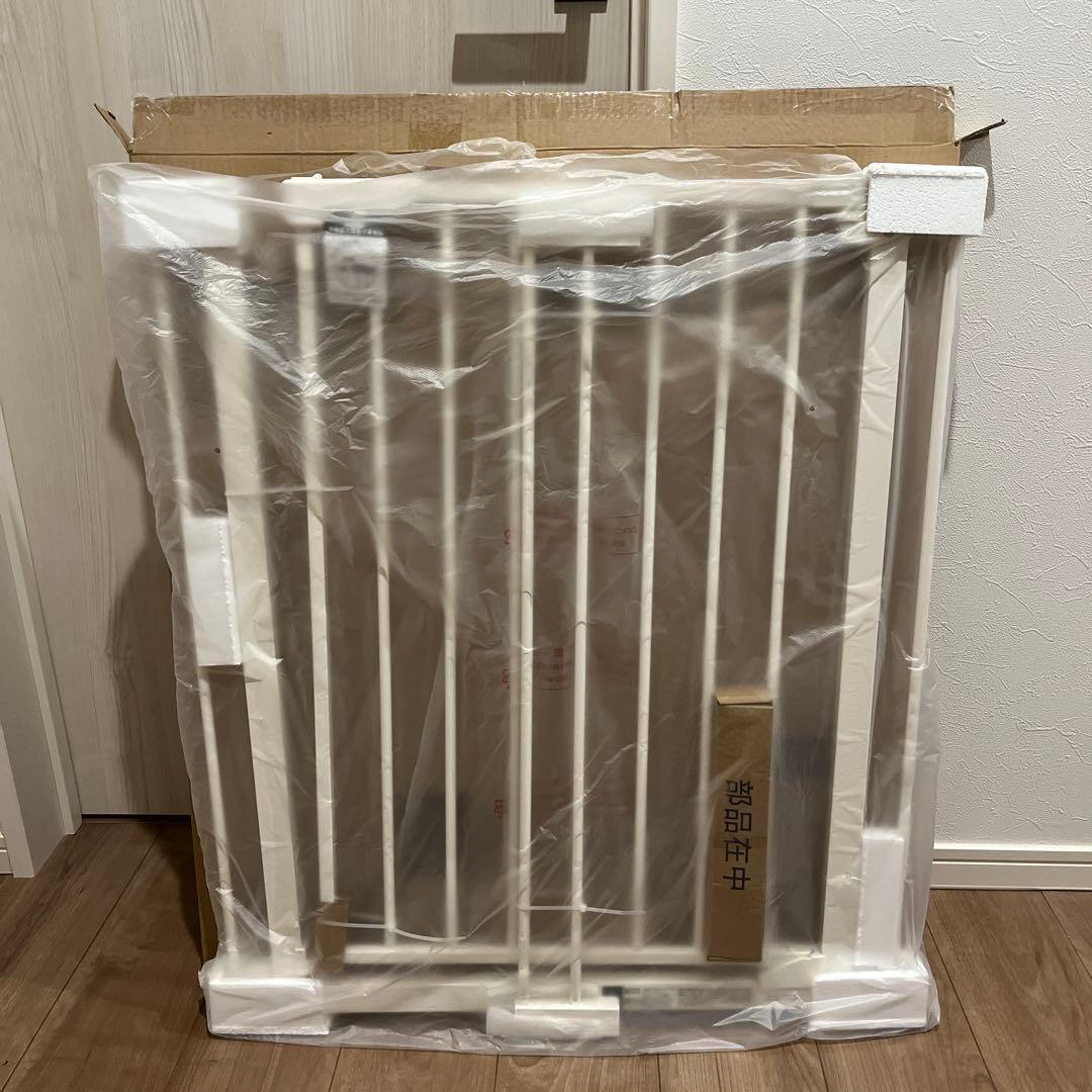 [かんな様専用]ベビーゲート アイリスオーヤマ 2個 ミルキーホワイト