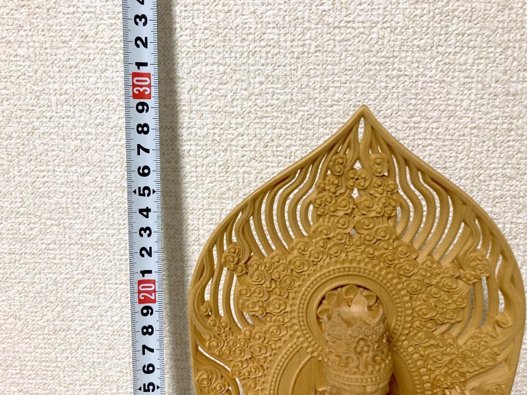 木彫り　如意輪観音　仏像　置物　オブジェ　座像　開運　風水　美術　フィギュア