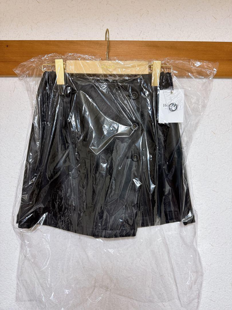 パンツ Herlipto Vegan Leather Mini Skort M