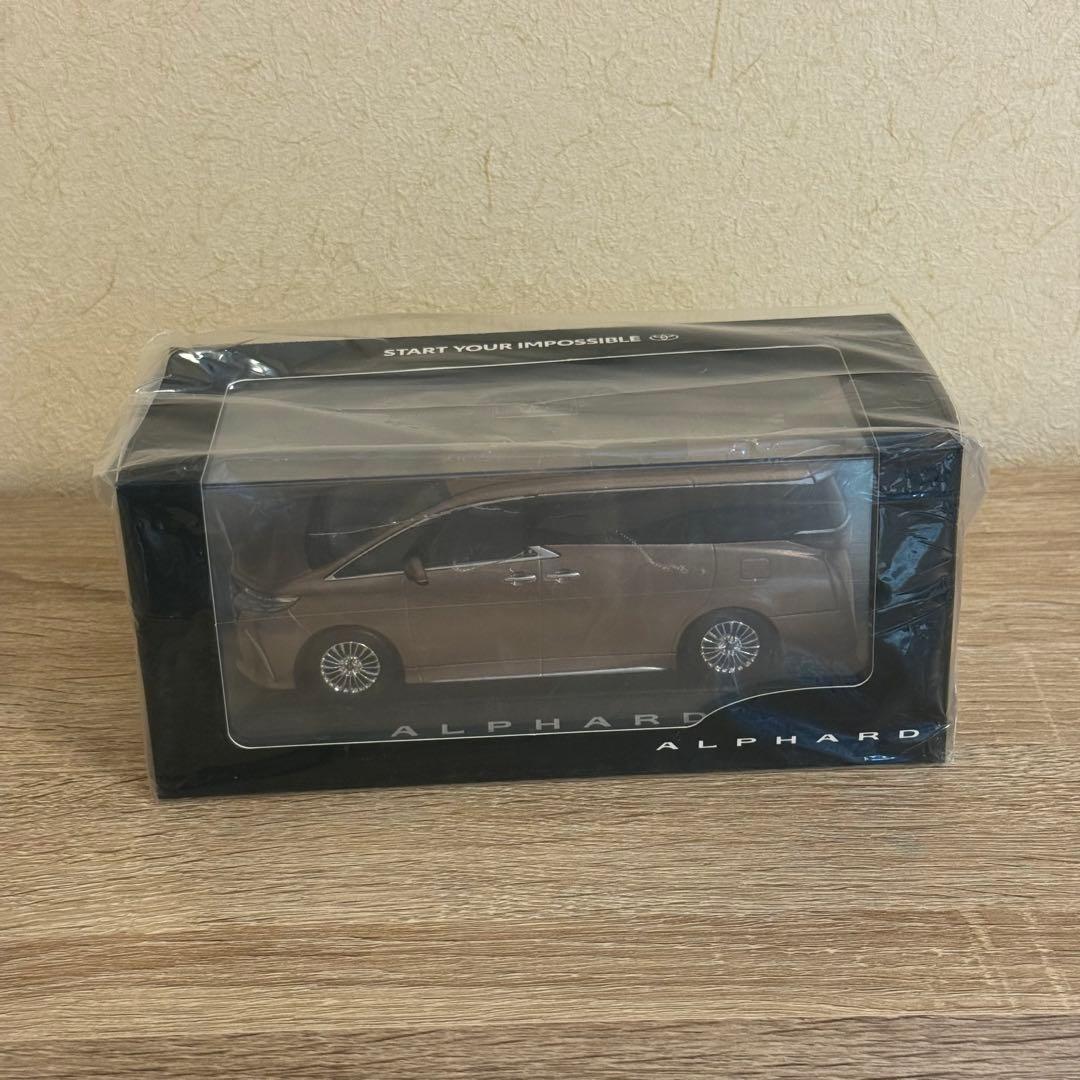 トヨタ アルファード プレシャスレオブロンド1 30 ミニカー