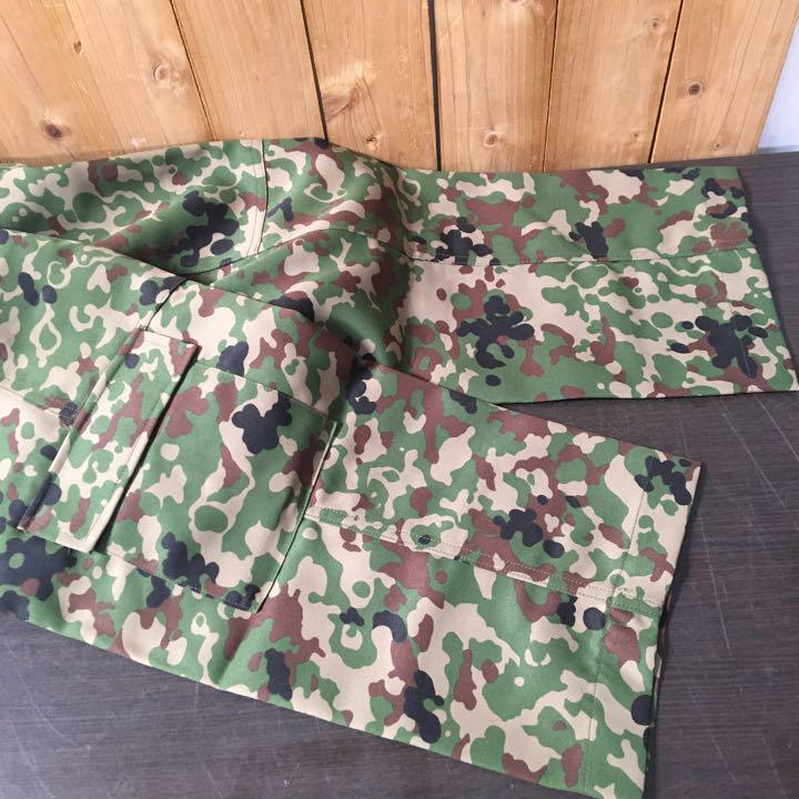 陸上自衛隊　迷彩　レプリカ　上下セット　2A 美品