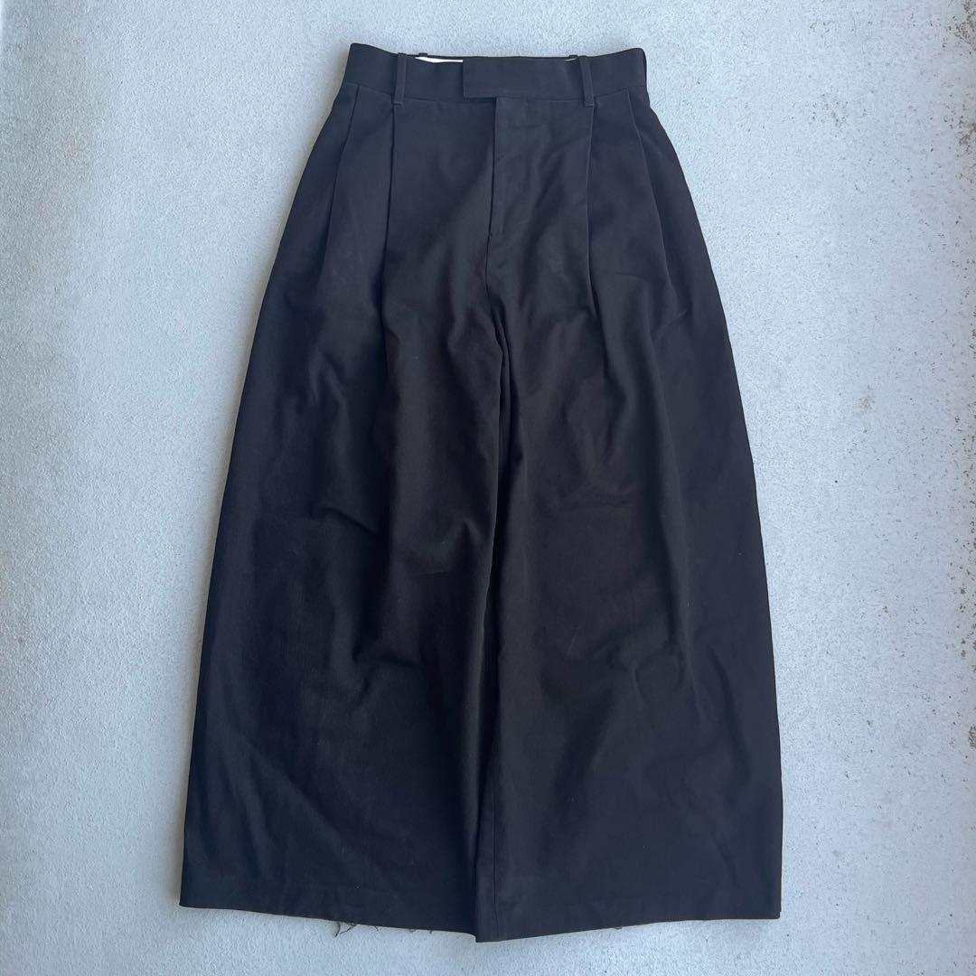 BOTTEGA VENETA wide buggy slacks トライアングル