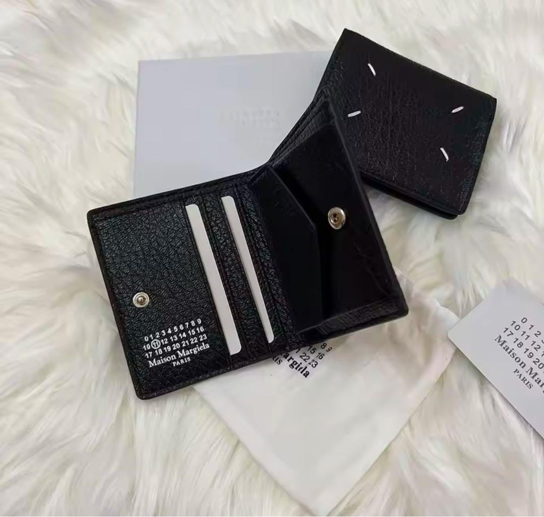 新品未使用　Maison Margiela ブラック 二つ折り財布 (即購入可)