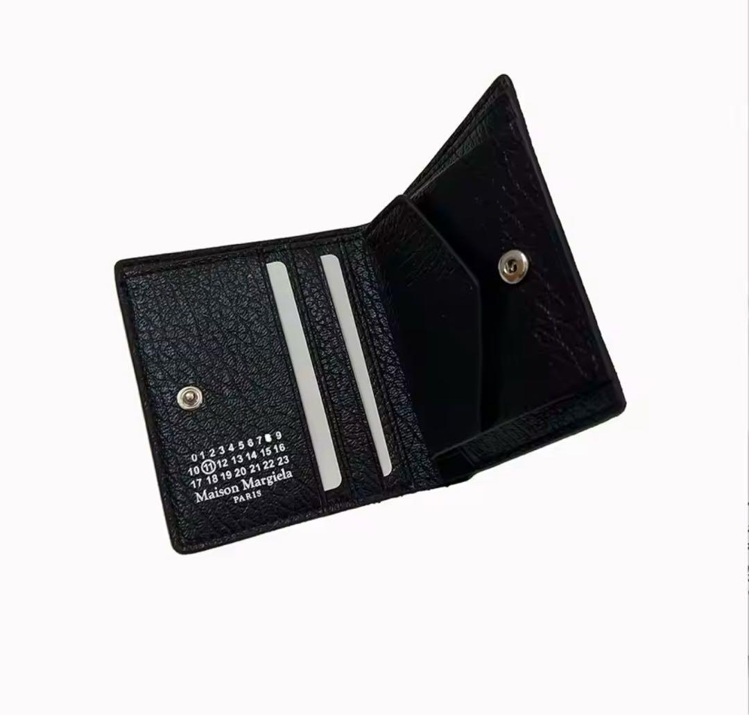 新品未使用　Maison Margiela ブラック 二つ折り財布 (即購入可)