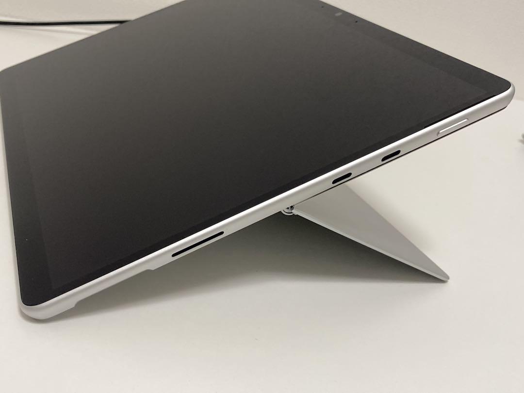 Surface Pro8