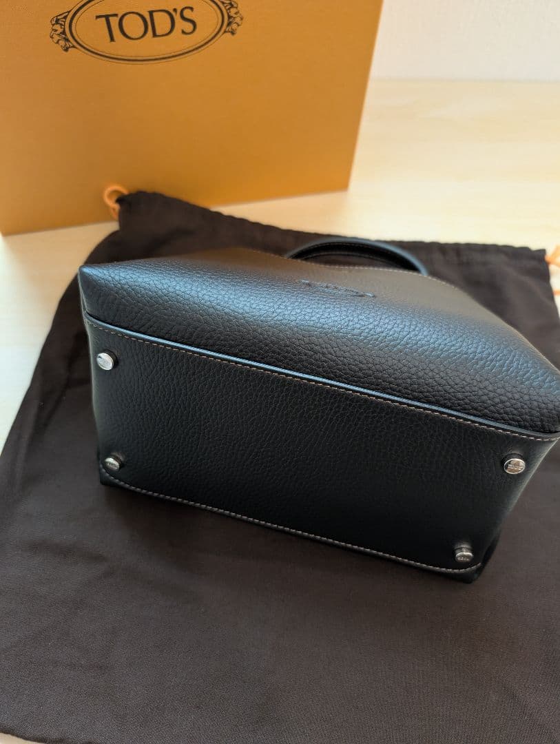 【新品正規品】TOD'S マイクロ ショルダーバッグ Tタイムレス 【新品正規品】TOD'S マイクロ ショルダーバッグ Tタイムレス