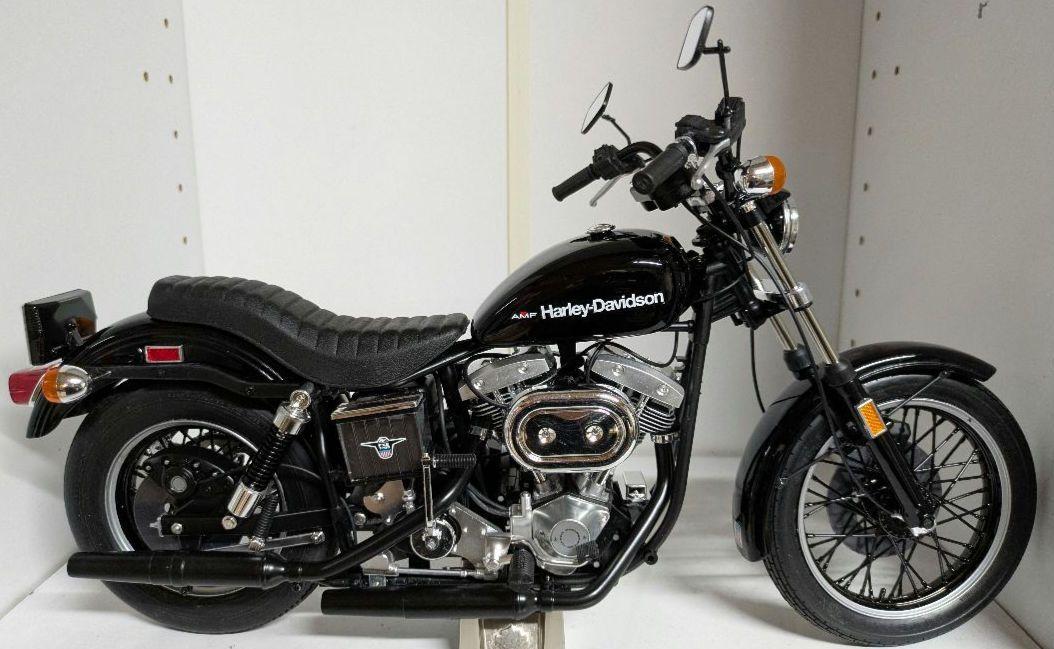 ハーレーダビッドソン FXE 1200 スーパーグライド (プラモデル