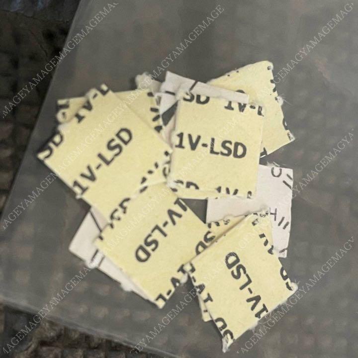 1v-LSD