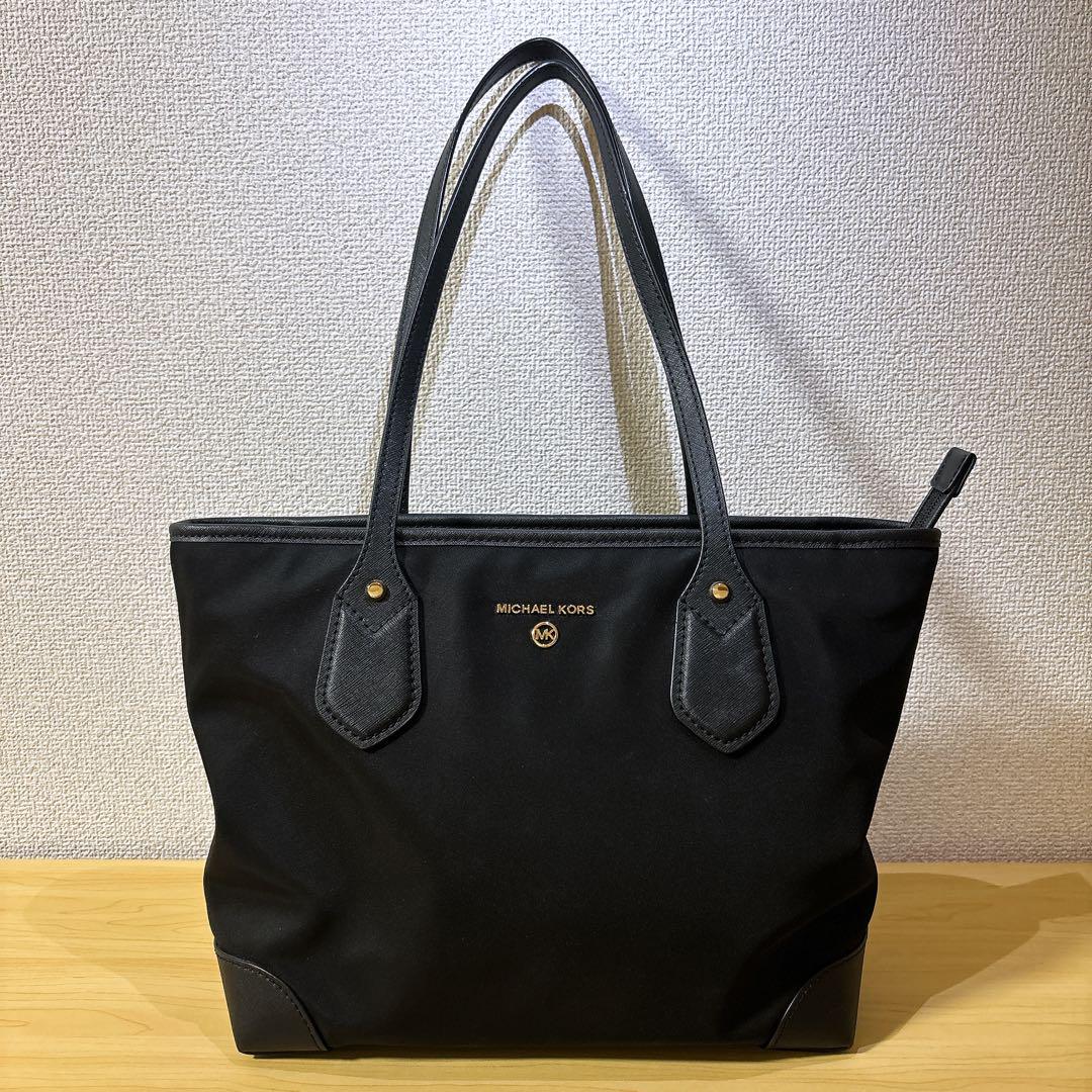 スーツ特別割引クーポン KORS MICHAEL 黒 メルカリ - A4 トートバッグ ナイロン バッグ