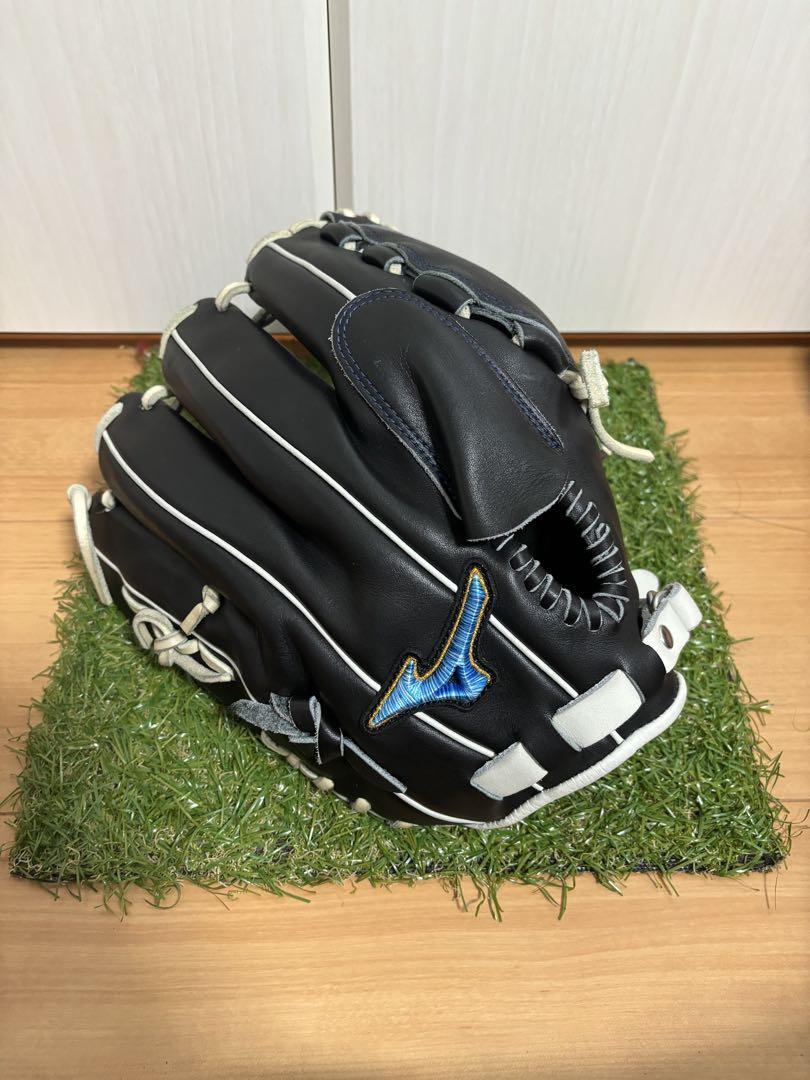 し*お様 ミズノプロ　硬式用　内野　グラブ　イチロー　定価69,300円　高校野 ミズノプロ 硬式用 内野 グラブ イチロー 定価69,300円 高校野球対応