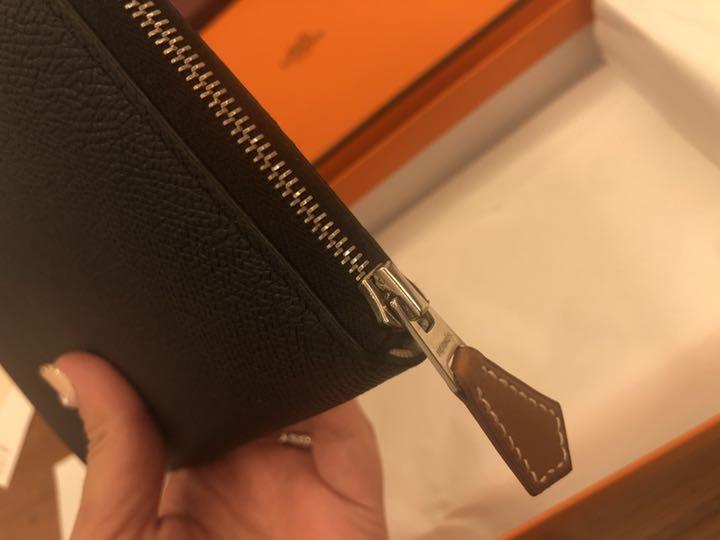 エルメスのシルクイン長財布