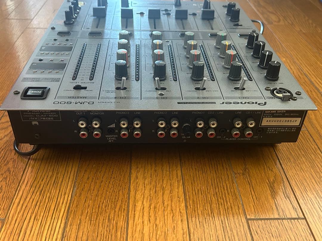 DJM-600 DJミキサー