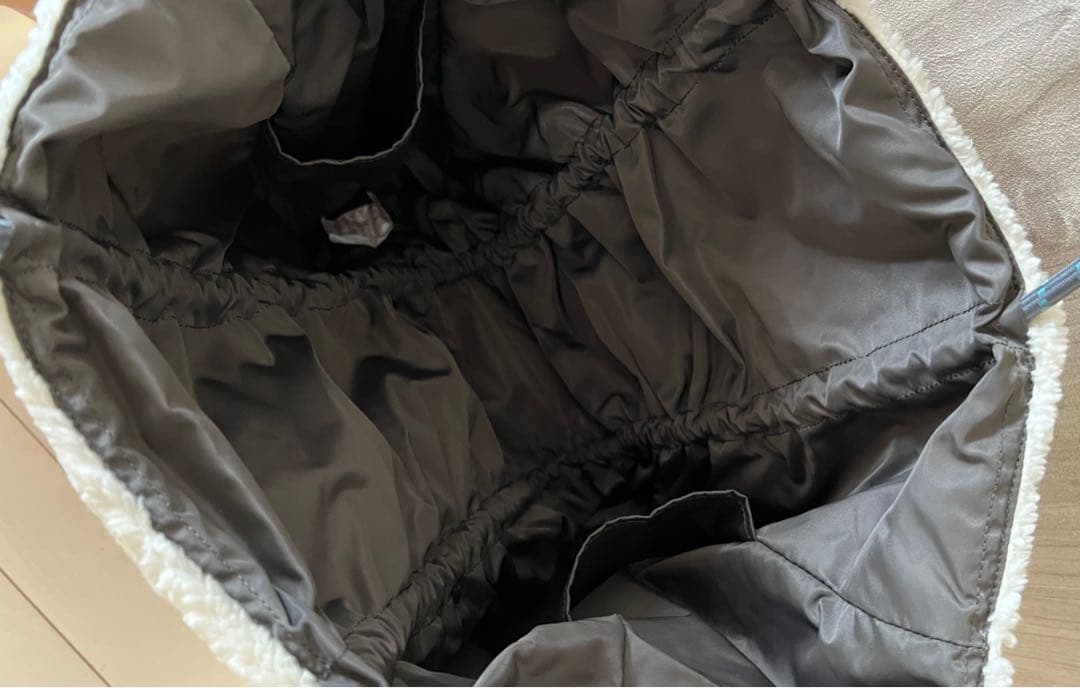 NOMADIS SAC ボア リバーシブル トートバッグ 未使用 NOMADIS SAC ボア リバーシブル トートバッグ 未使用