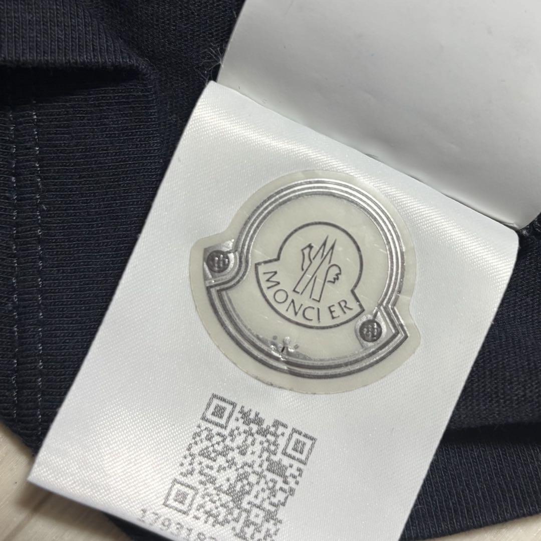 モンクレール　デカワッペン　ネイビー　M Tシャツ　国内正規品 4S356