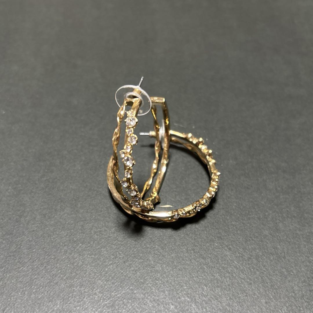 グロッセ ゴールド フープピアス グロッセ ゴールド フープピアス
