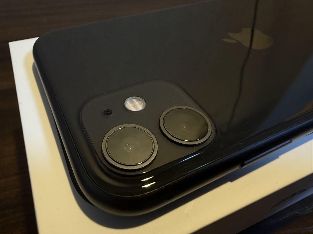 超美品】Apple iPhone 11 ブラック SIMフリー 128GB