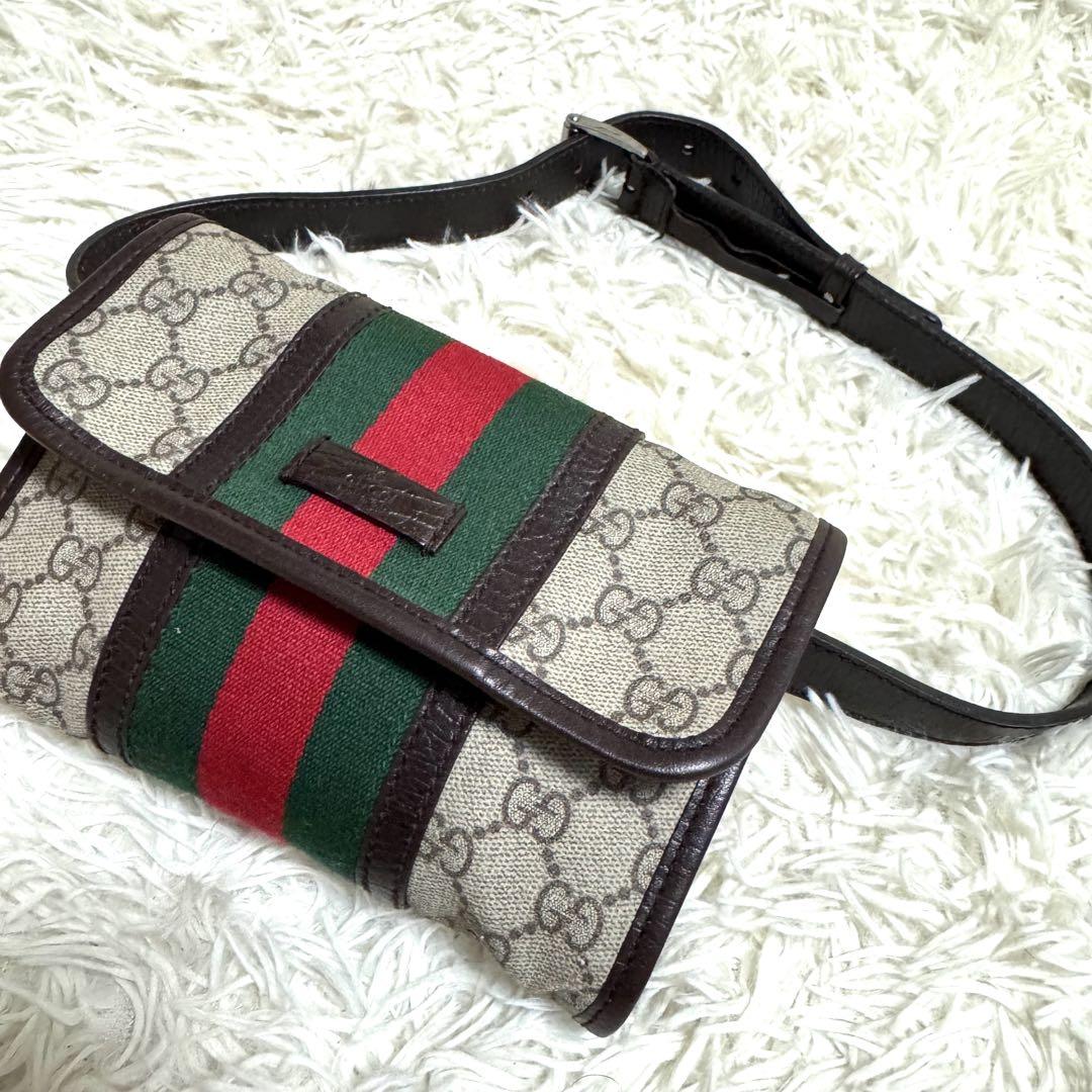 希少✨GUCCI✨ボディバッグ　ウエストポーチ　GGスプリーム　シェリーライン