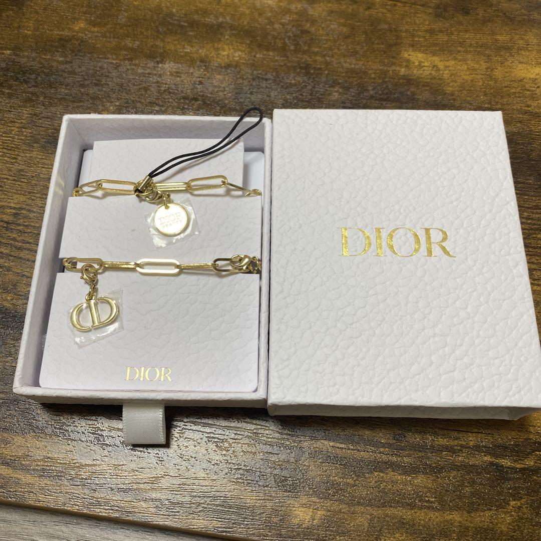 Diorチャームストラップ
