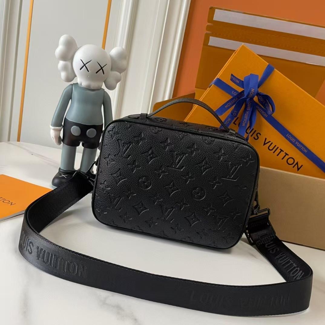 Louis Vuitton ブラック ショルダーバッグ