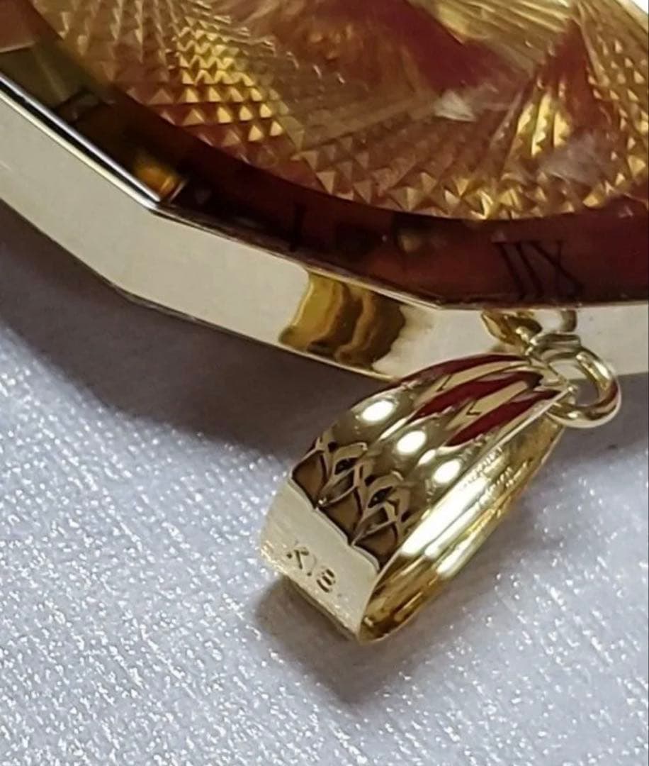 k18 ネックレストップ　コイントップ　新品　ガラス付き　コイントップ　8.6g