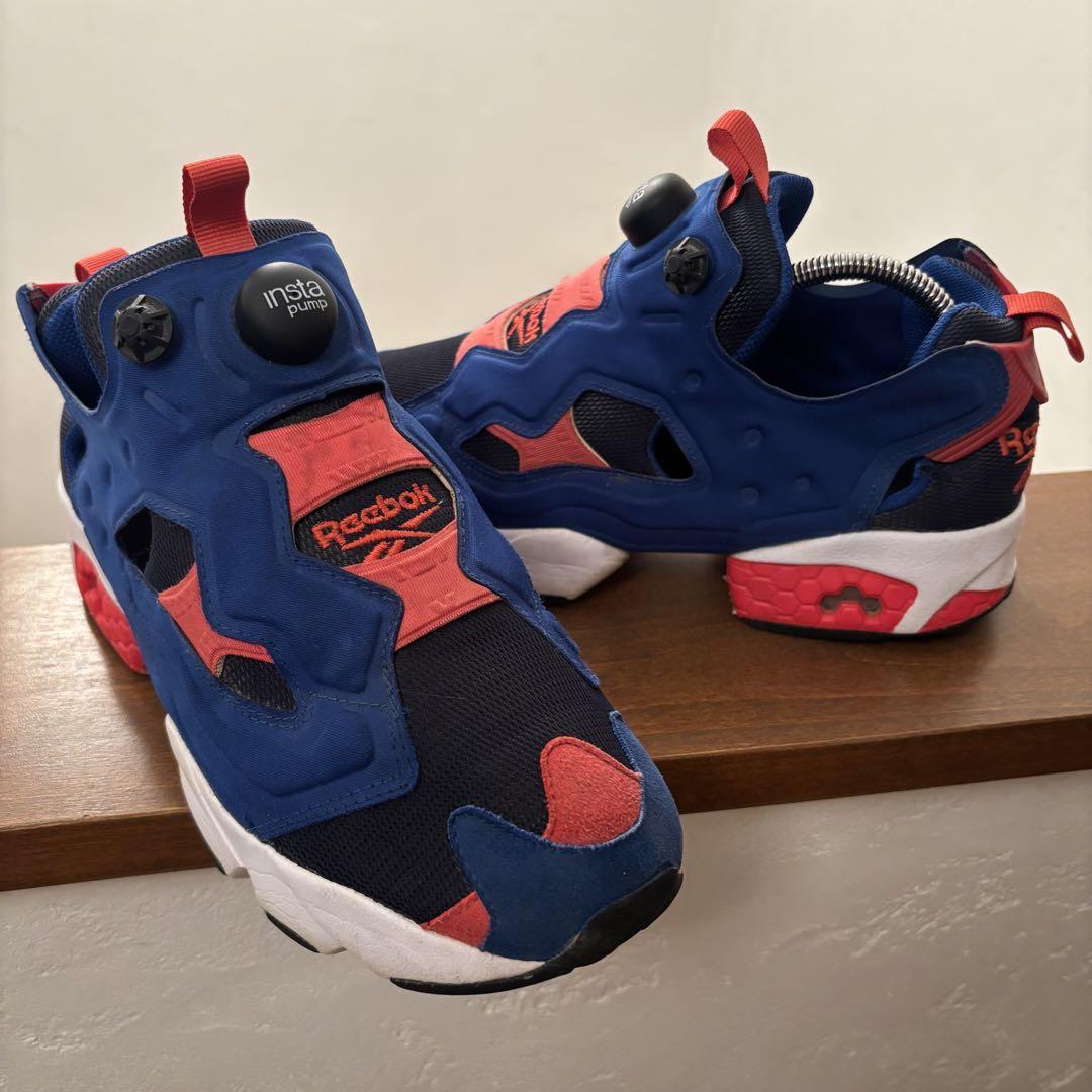 【nikeita】リーボック⭐︎ポンプフューリー トリコロールカラー インスタポンプフューリー ブースト トリコロール / INSTAPUMP
