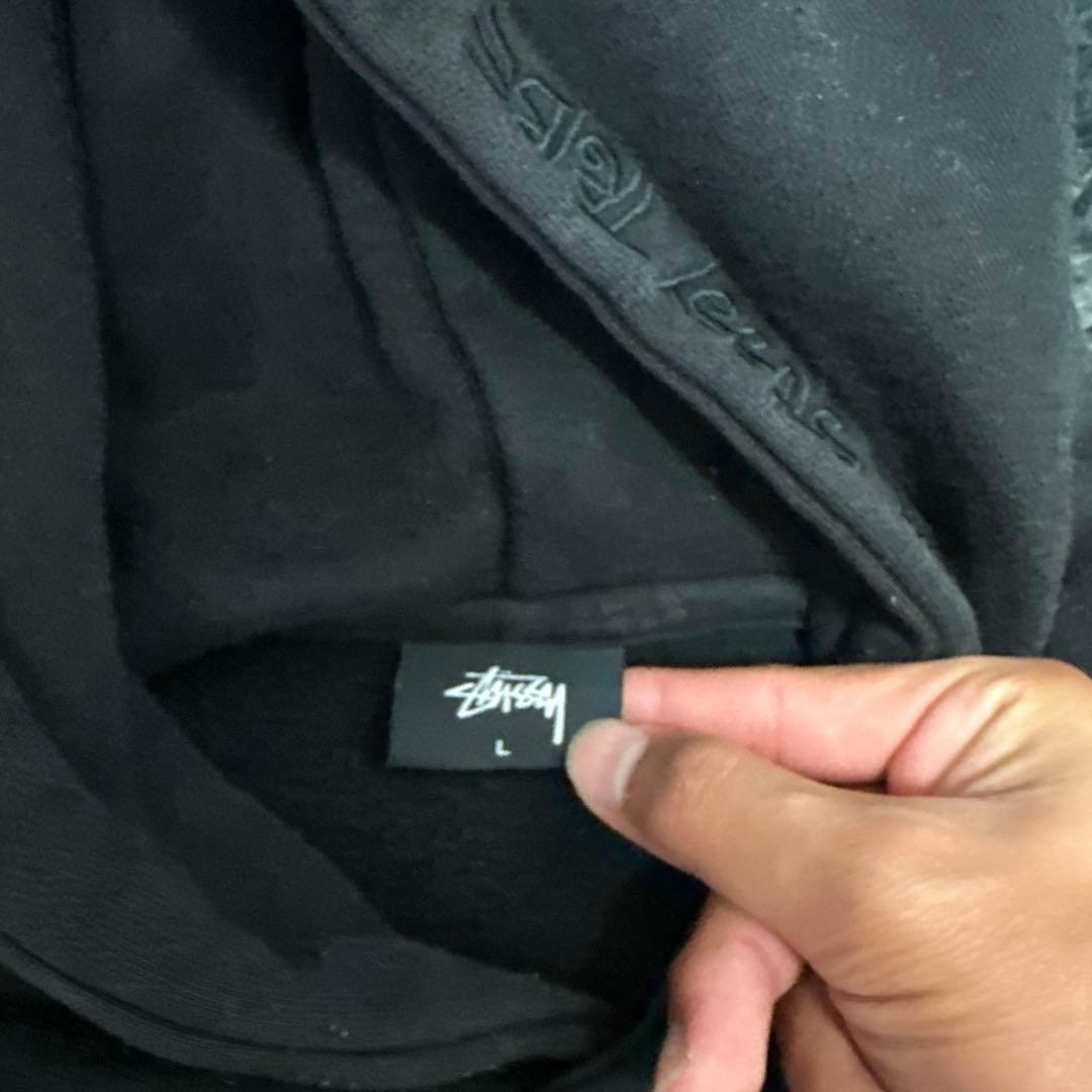 STUSSY ポケット付きパーカー