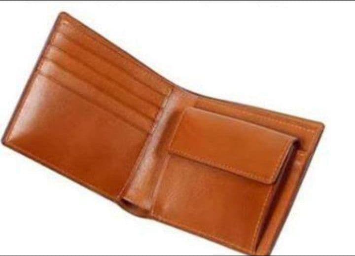 二つ折り財布型の抜き型 パンチ 型紙 レザークラフト 二つ折り財布型の抜き型 パンチ 型紙 レザークラフト