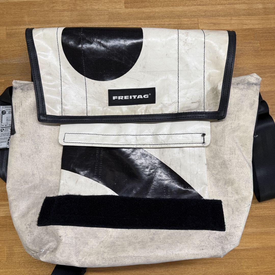 FREITAG フライターグ メッセンジャーバッグ