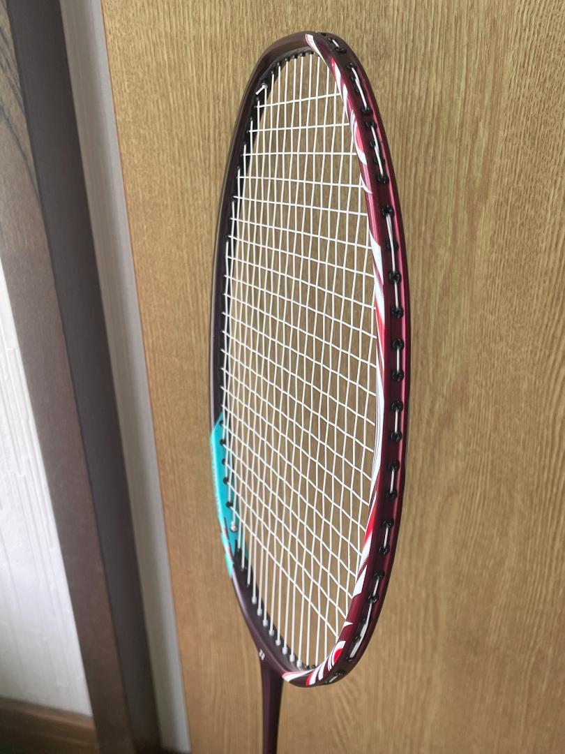 YONEX アストロクス100ZZ クレナイ 4UG5 ガット張り込み