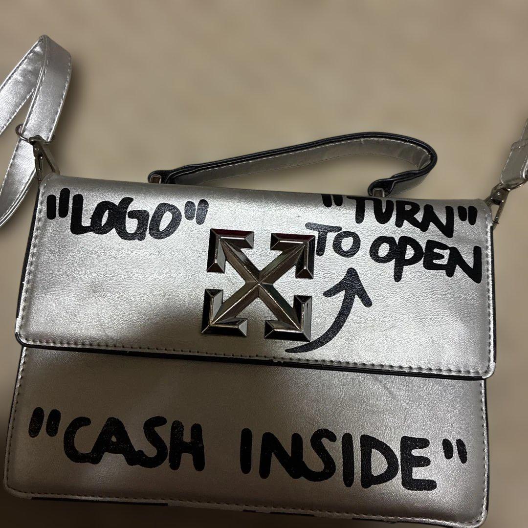 off-white cash inside