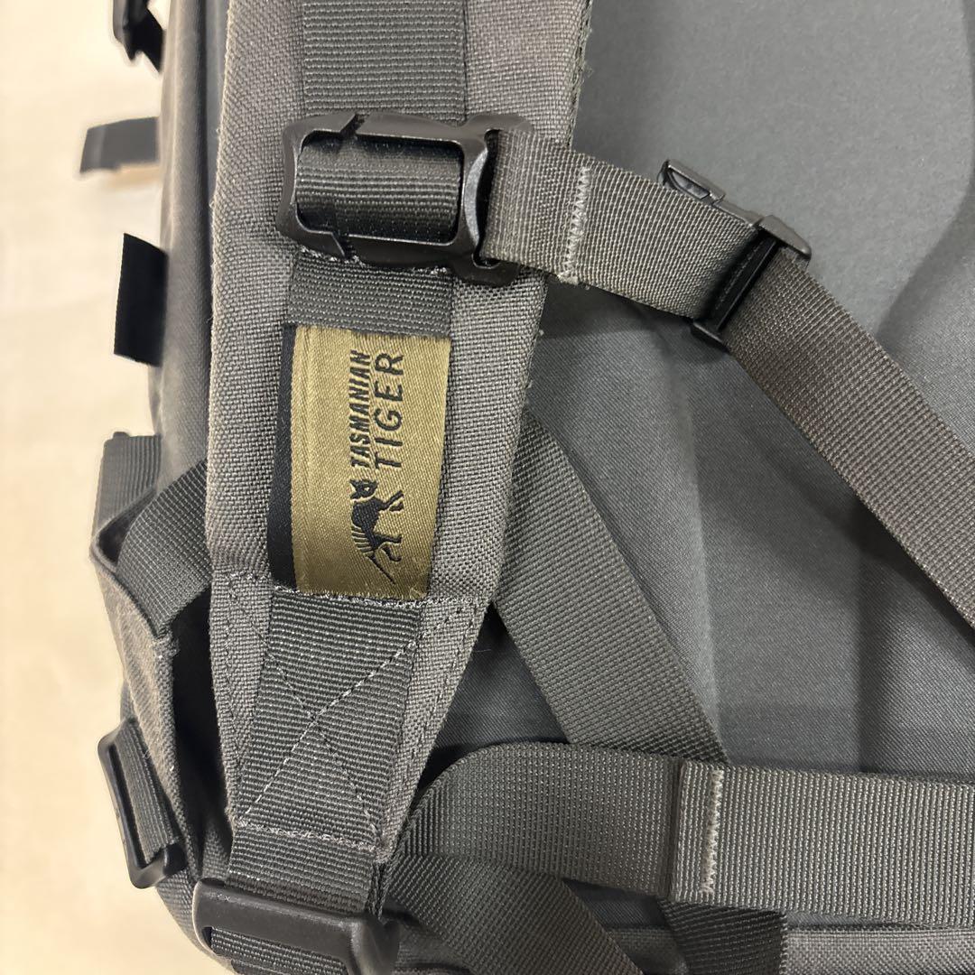 タスマニアンタイガー モジュラーデイパック 23Ｌ