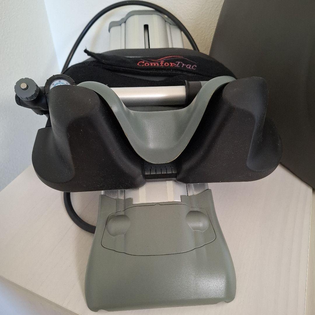 ComforTrac ネックストレッチャー
