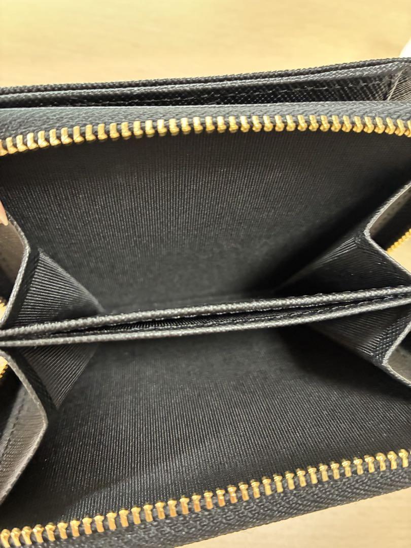 週末限定お値下げ❣️agnes b. ブラック 二つ折り財布
