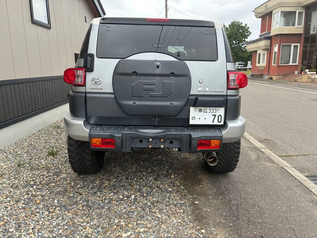 リフトアップ済み　FJクルーザー　オフロードパッケージ