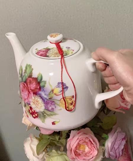 花柄陶器ポット