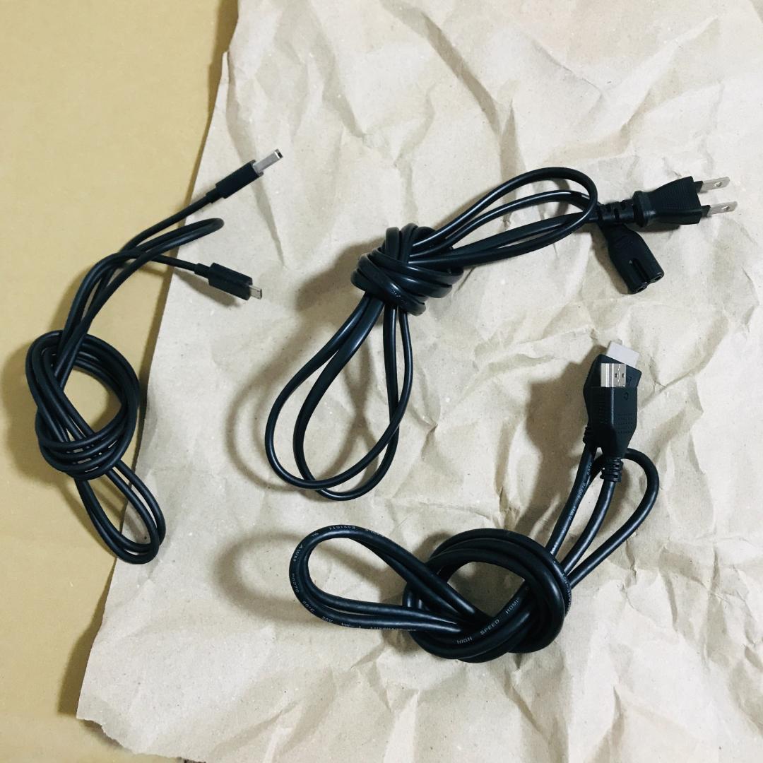 PS4 500GB 外傷や汚れあり UP786_INFO