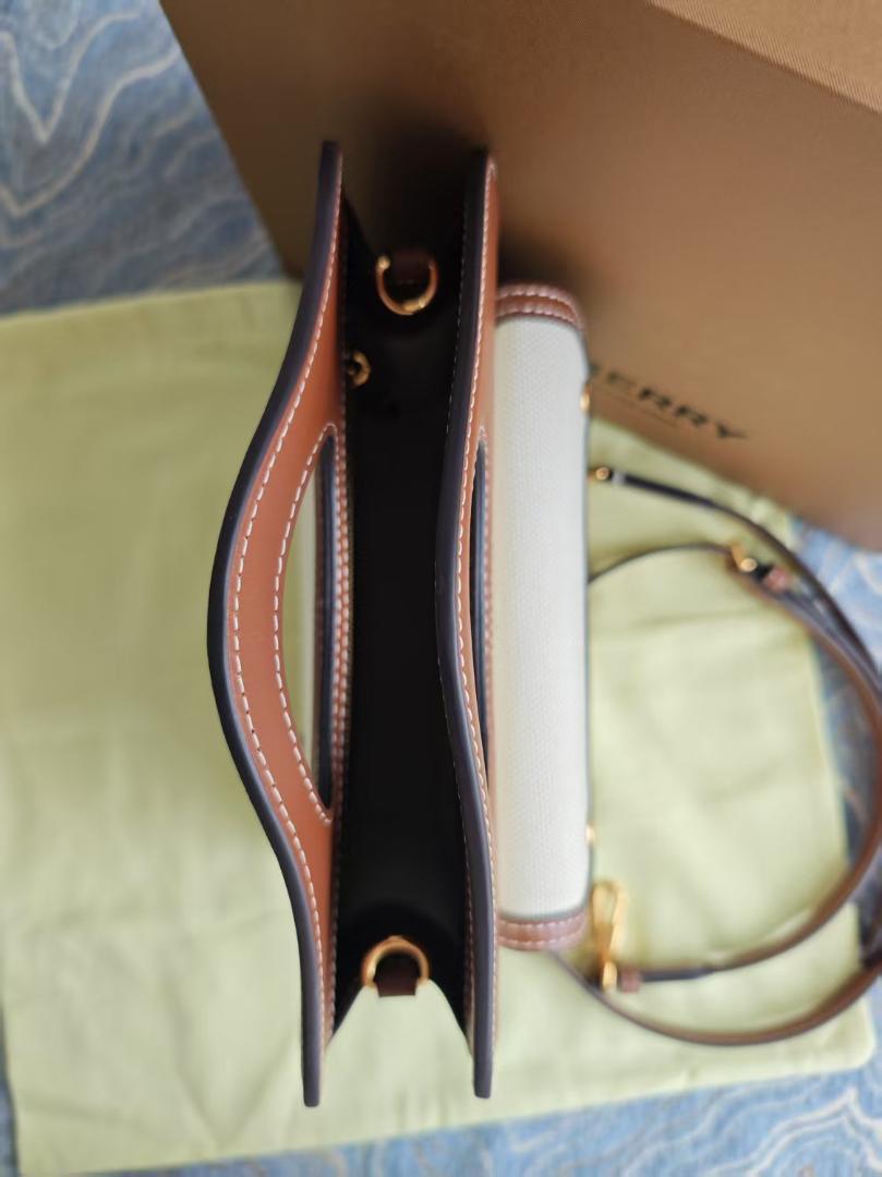 Burberry ミニ ツートン キャンバス レザー ポケットバッグ