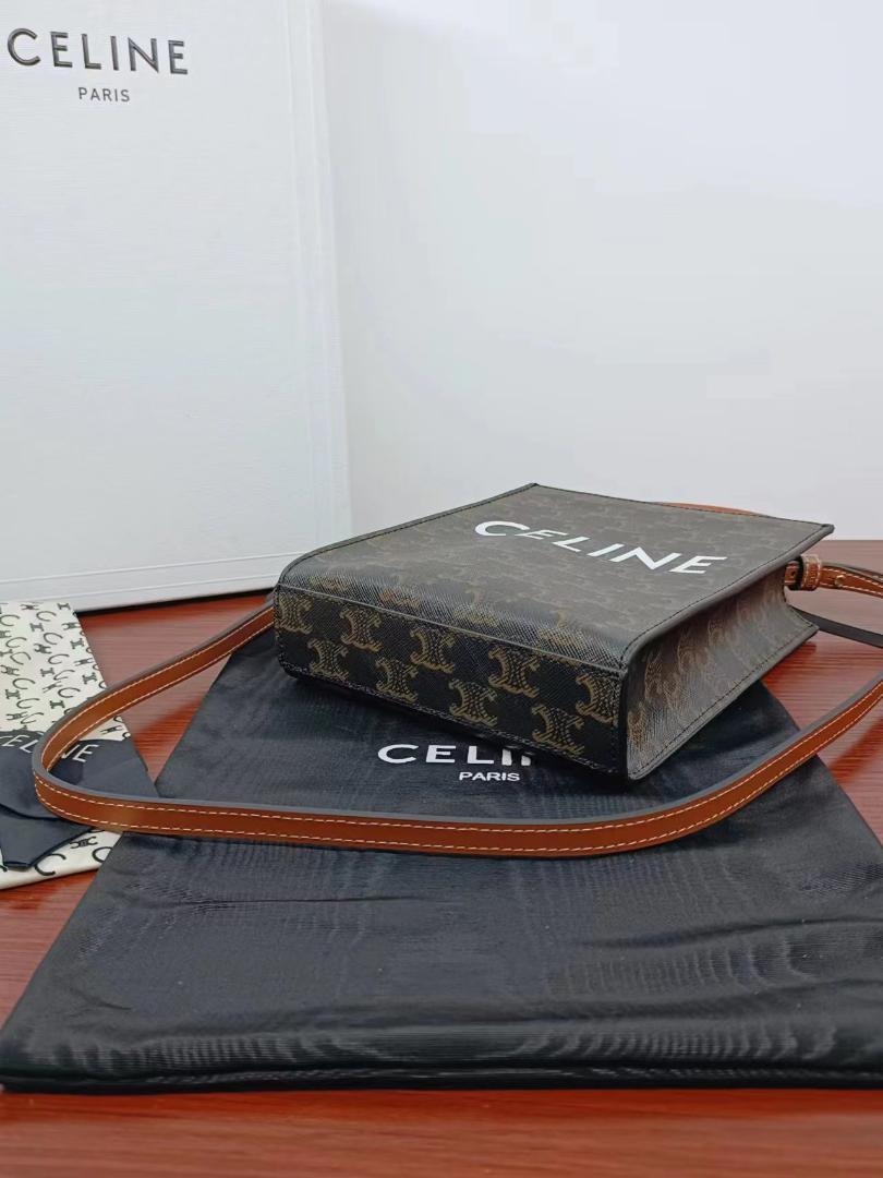 CELINE ショルダーバッグ ダークブラウン
