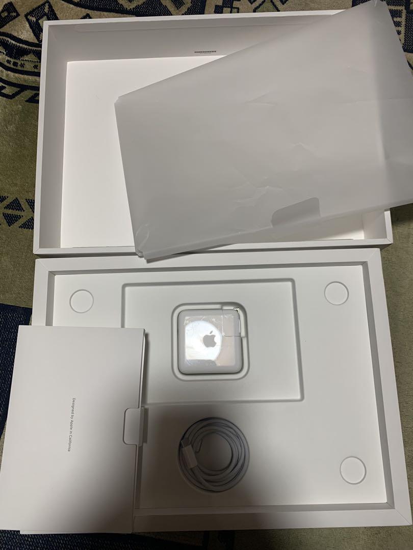 美品MacBookPro M4 14インチ16GB 512GB
