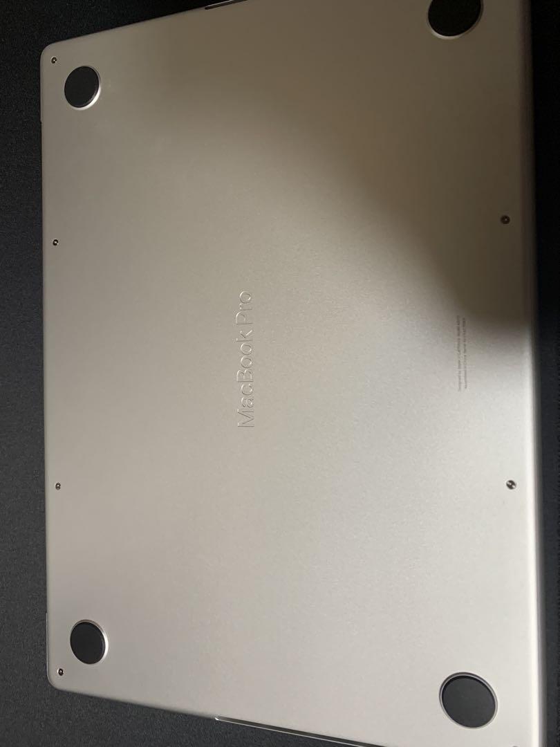 美品MacBookPro M4 14インチ16GB 512GB