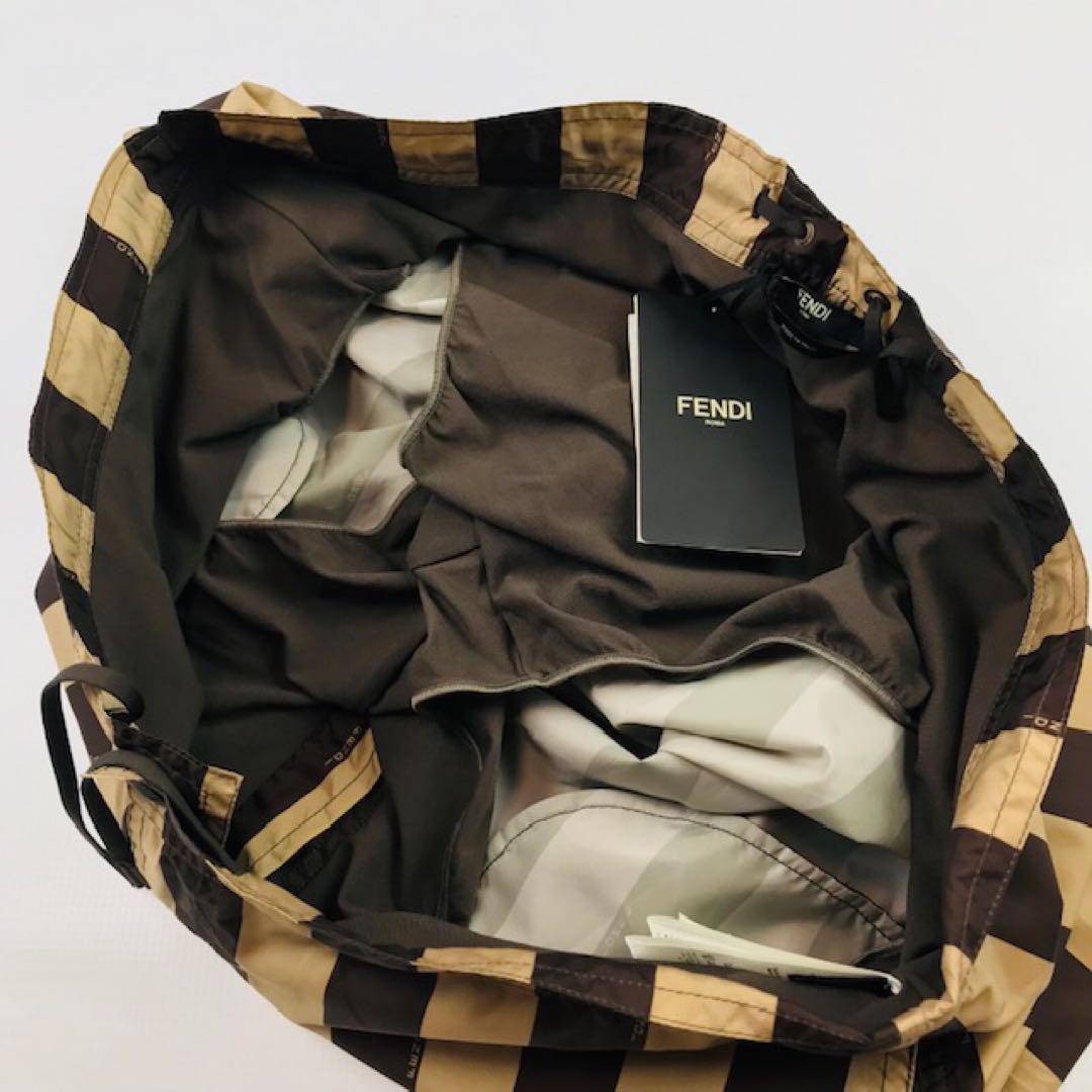 新品未使用★FENDI・メンズ ストライプ ブランドロゴ柄 スイムパンツ(52) 新品未使用☆FENDI・メンズ ストライプ ブランドロゴ柄 スイム