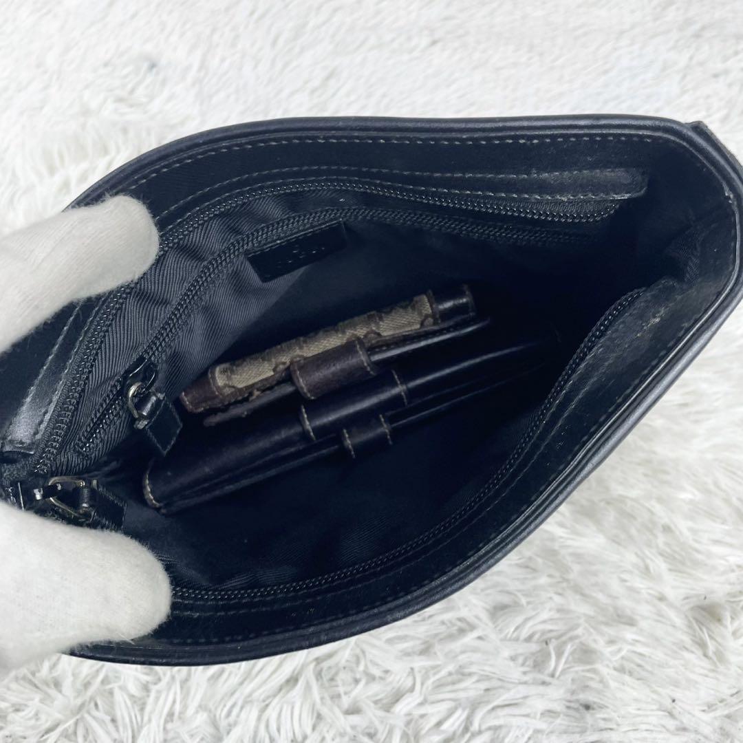 美品 GUCCI キャンバス レザー クラッチバッグ ポーチ GG柄 ロゴ型押し
