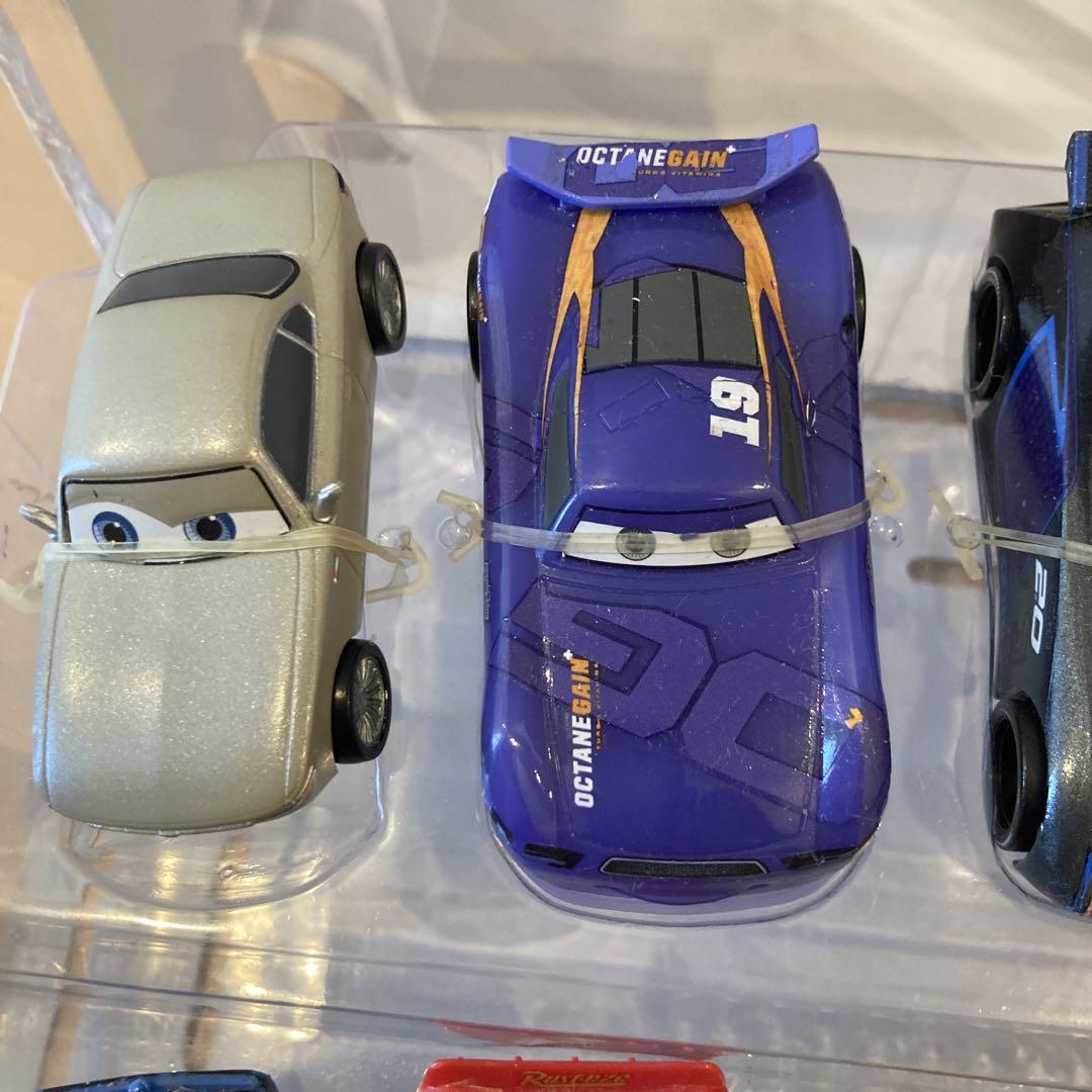 カーズ3 デラックスフィギュアプレイセット - メルカリ